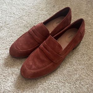 NWOT Clark’s Suede Loafers